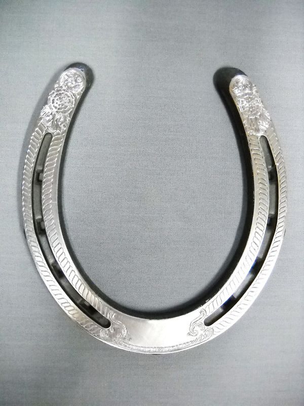 New Original Art Western Motiff Hand Engraved Horseshoe