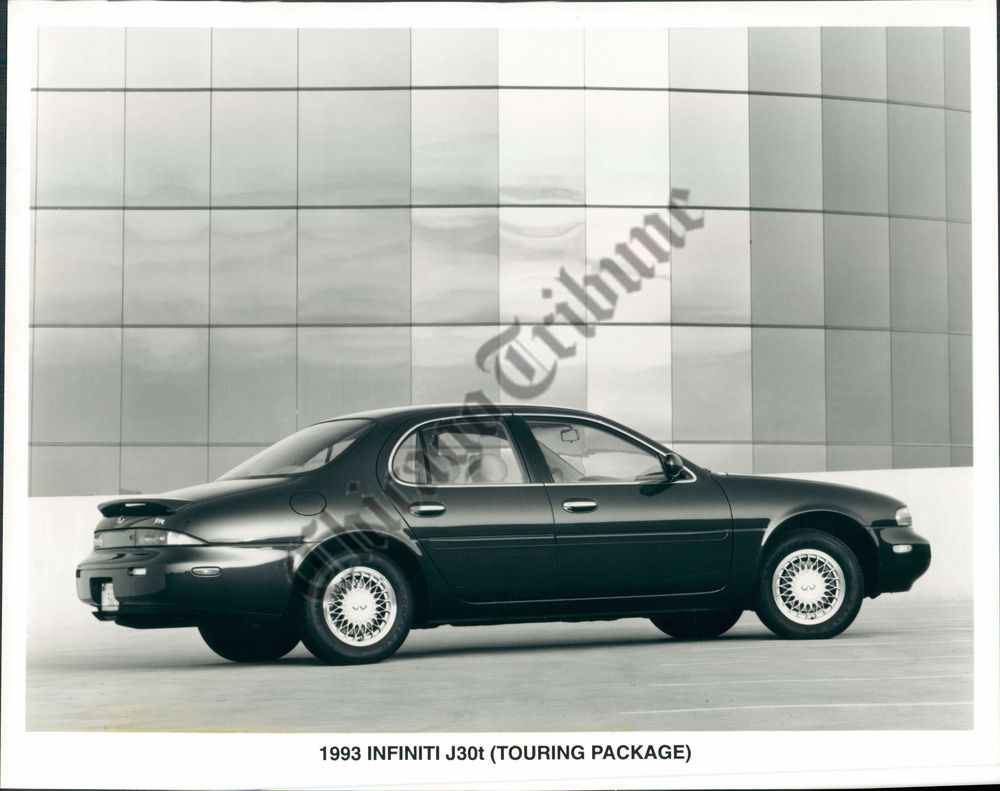 Ct Photo agd 997 Nissan Infiniti J30T 1993