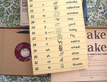 1957 Milton Bradley Phonetic Drill Cards 5 Records Set