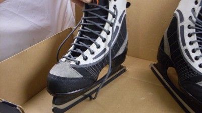 CCM RECREATIONAL JAMIE SALE & DAVID PELLETIER ICE SKATES SIZE 6 SKR55