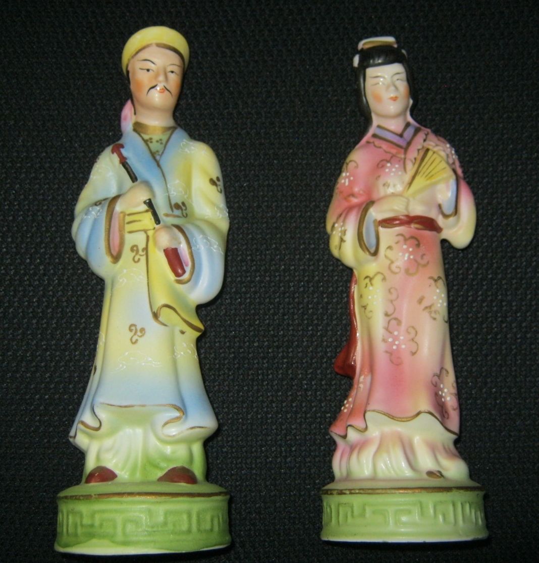 Pair of Japanese Figurines,( md in occupied Japan,Moriyama?) 1017 on