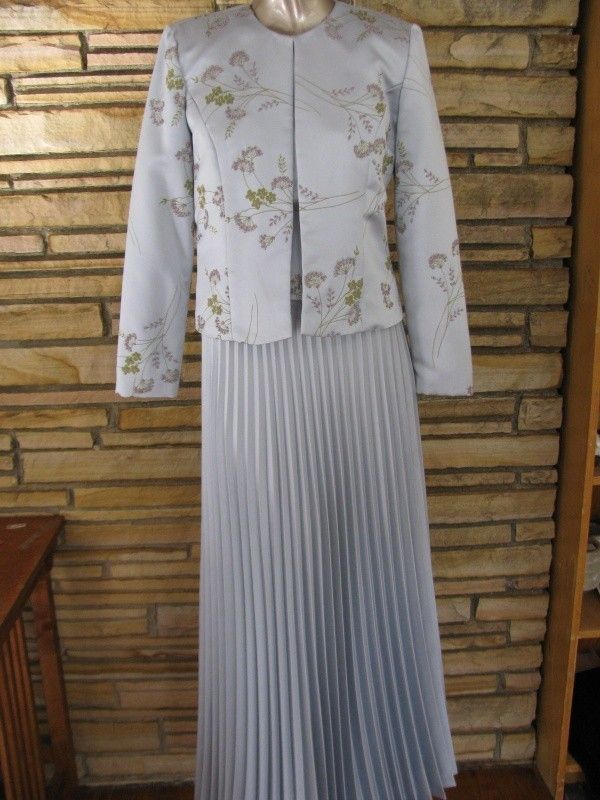 Jeffrey & Dara Mother of th Bride Skirt Suit Sz 6 Lt Blue Lilac Floral