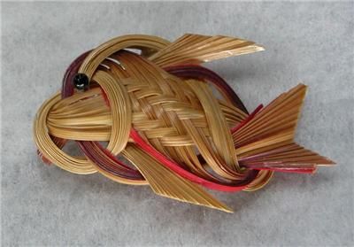Vintage Woven Reed Fish Brooch from Blue Hawaii