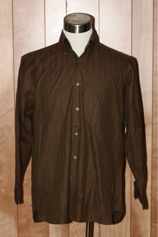 Men's John w  Button Down Shirt Size Medium  