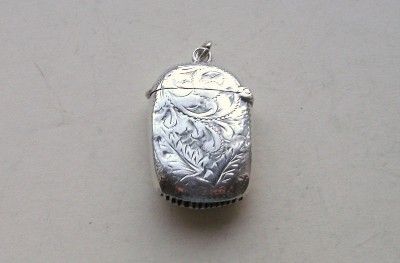 1907 SOLID SILVER SMALL VESTA MATCHSAFE JOSEPH RICHARD GRIFFIN  