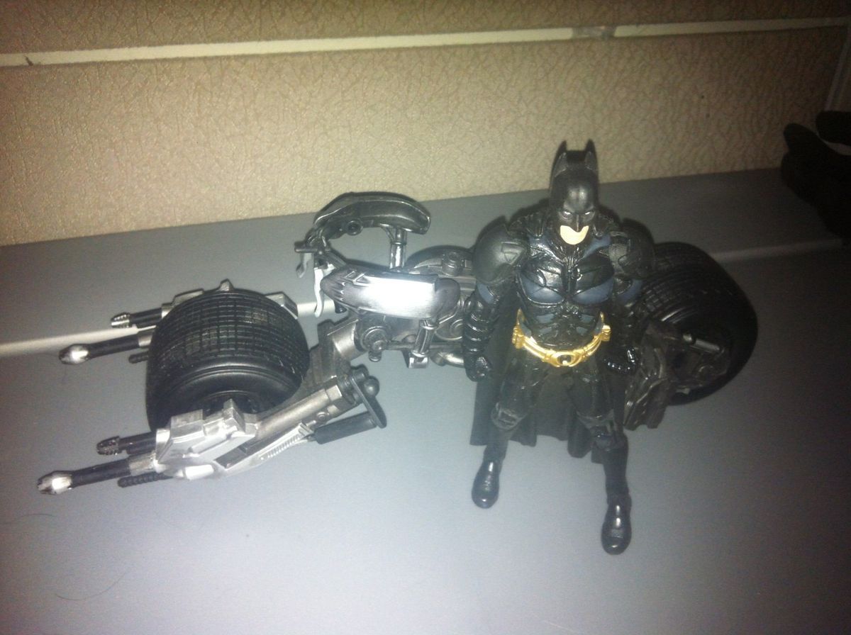 Batman Dark Knight Movie Masters Vehicle Bat Pod Figure