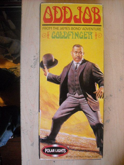 Odd Job from Goldfinger Plastic Model Kit James Bond 1999