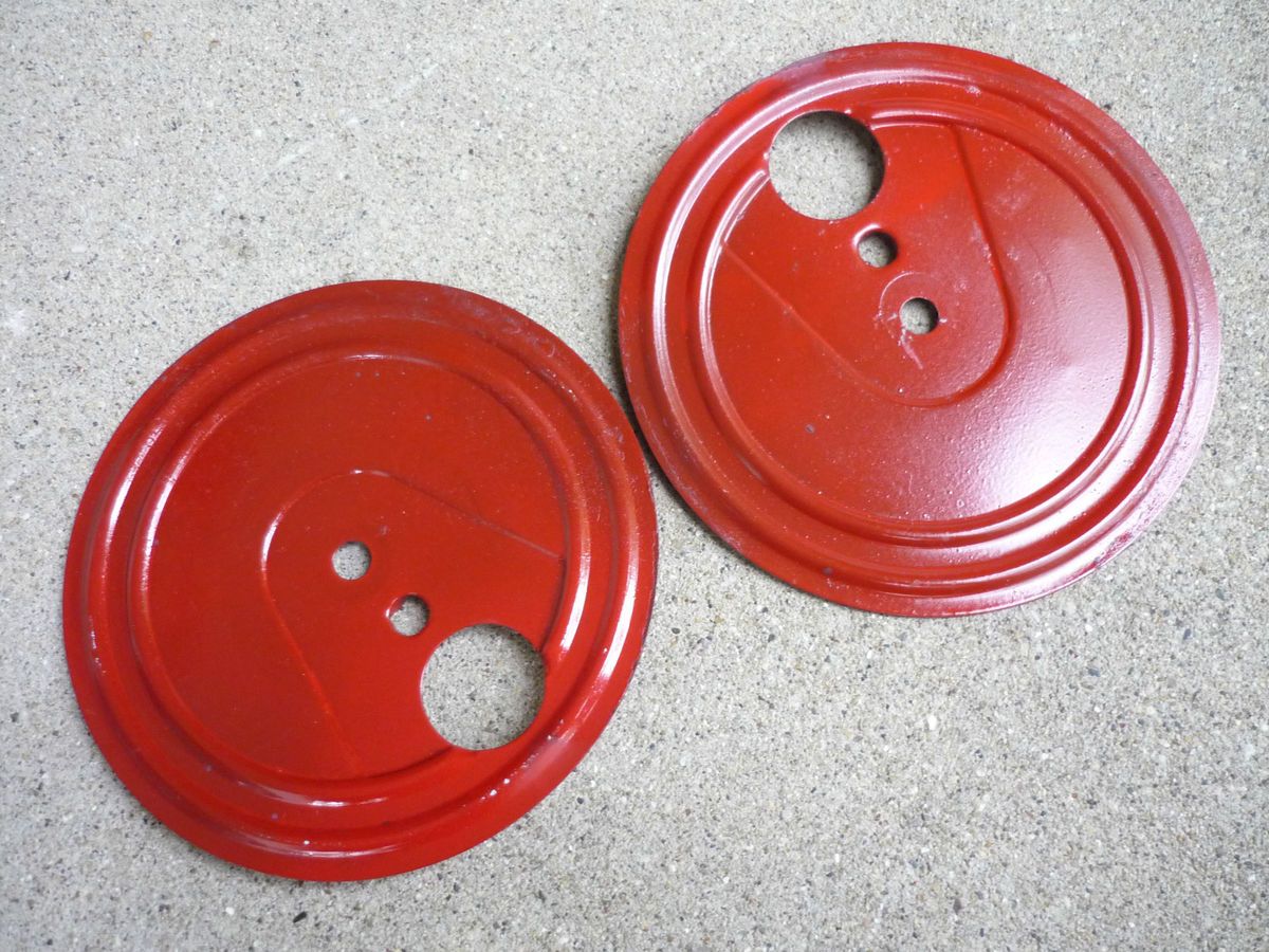 Suzuki Toro 20622 Lawn Mower Drive Wheel Covers 52 4860