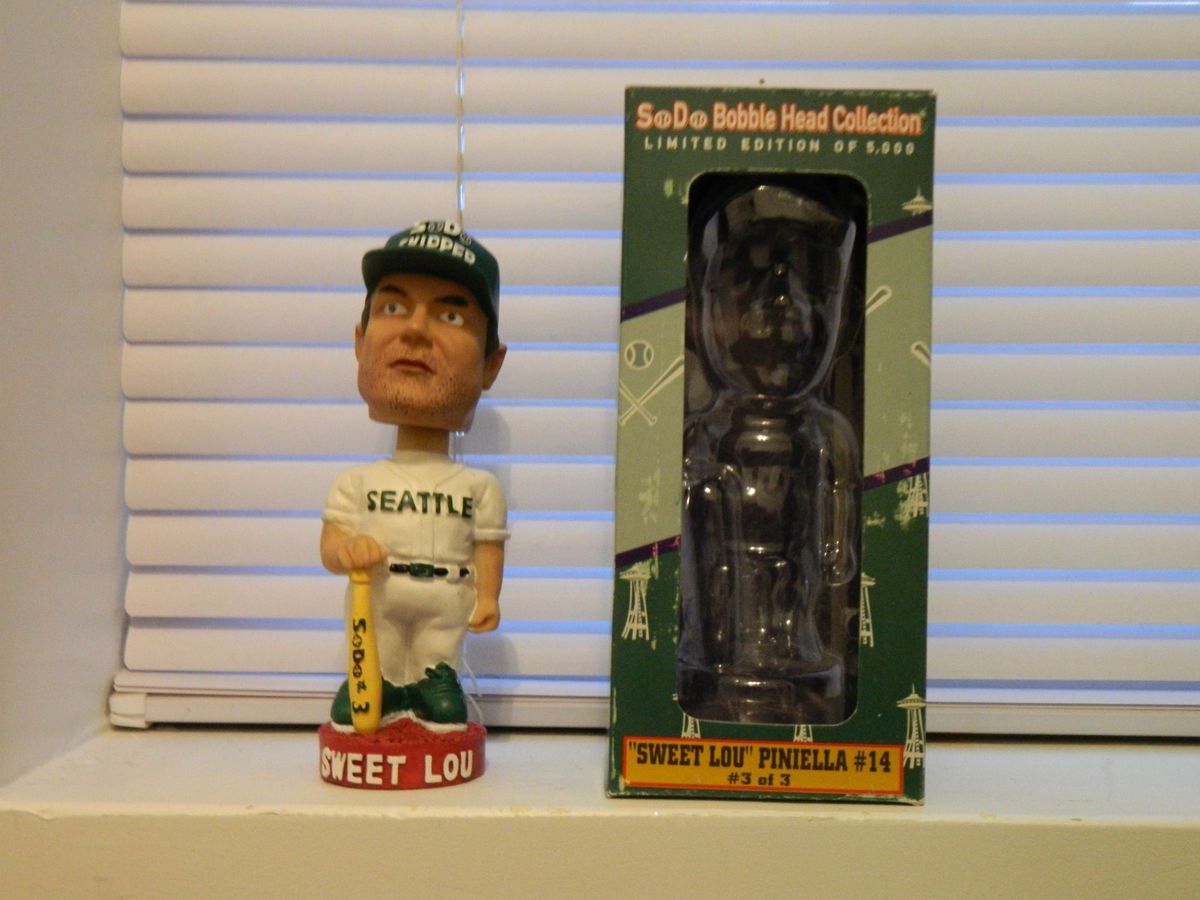 Lot 2 Seattle Mariners Lou Piniella Edgar Martinez Bobbleheads Sodo