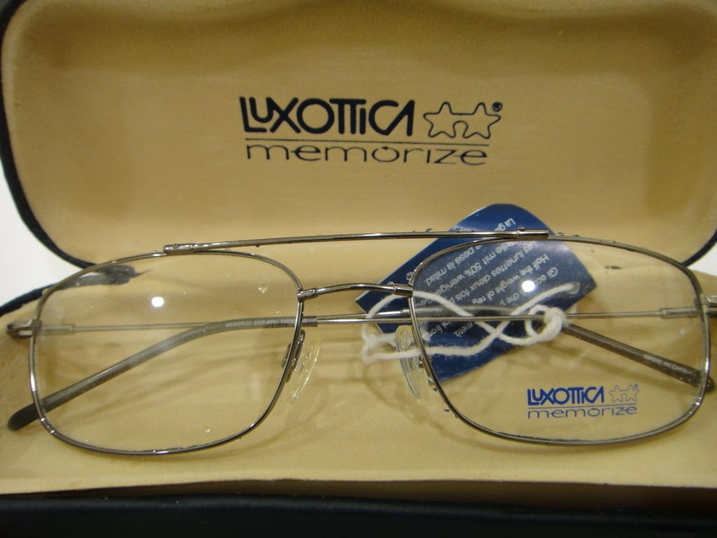 LUXOTTICA Reading Glasses