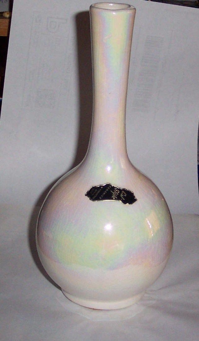vtg California pottery vase, manhattan beach white lusterware ceramic