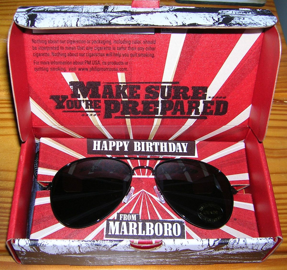 MARLBORO HAPPY BIRTHDAY SUNGLASSES 100 UV PROTECTION UV 400 AVIATOR W