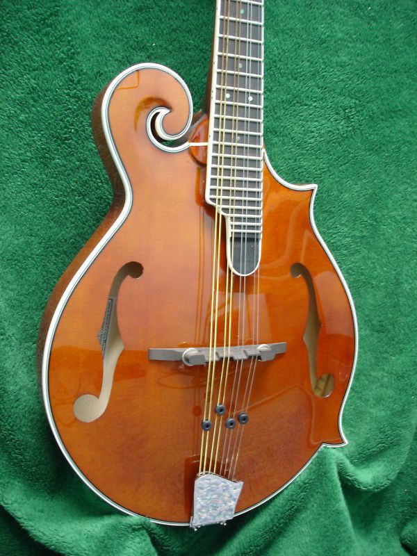 Michael Kelly Mandolin Legacy Plus Walnut New