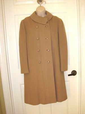 CAMEL WOOL COAT SIZE 8 EIGHT  1970S VINTAGE CLOTHING