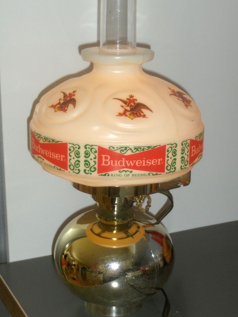 NOS Vintage Bud BUDWEISER Beer Innkeepers Oil Hurricane Bar Tavern