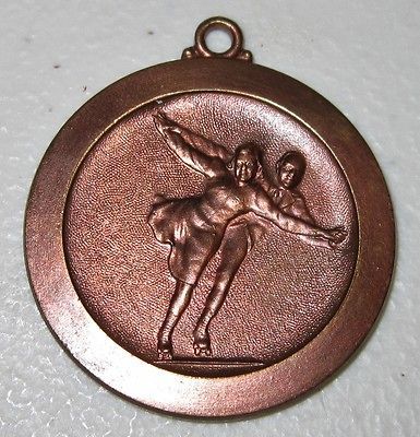 1950s Vintage ROLLER SKATE, Girl & Boy Couple Skating, Metal CHARM