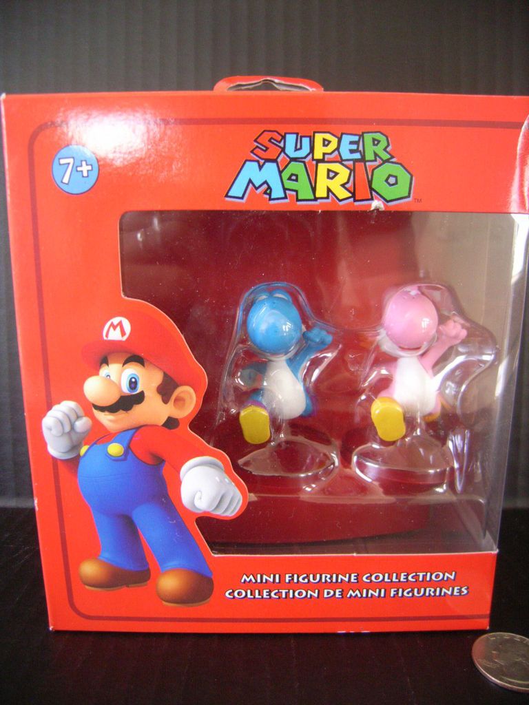 SUPER MARIO Mini Figurine 1.75 Collection Set BLUE & PINK YOSHI