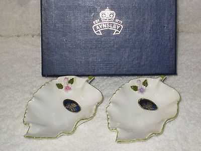 FAB MINT BOXED PAIR OF AYNSLEY FLOWER TRINKET DISHES.