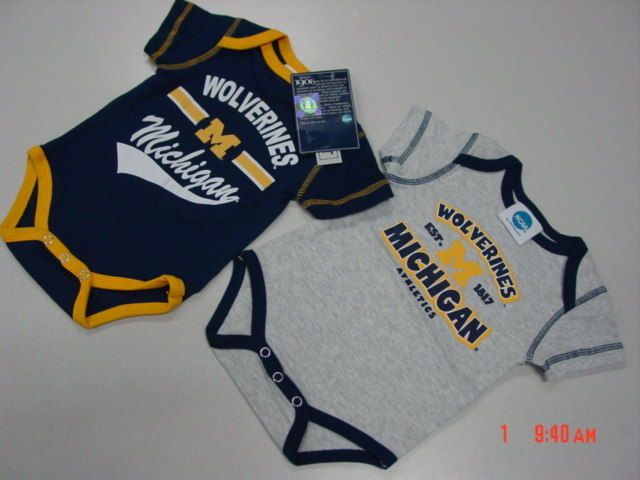 Toddler Boy U of M Michigan Wolverines 2 piece Creeper Set UNUSED New