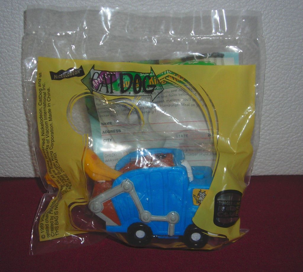 BURGER KING NICKELODEON CAT DOG GARBAGE TRUCK TOY