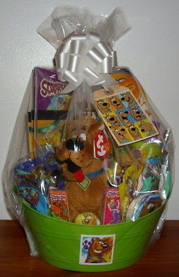 SCOOBY DOO BIRTHDAY GIFT BASKET PLUSH DOLL BODY WASH CRAYONS TATTOOS