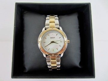 NIB DKNY Park Avenue Two Tone Stainless Steel Womens Watch Bracelet