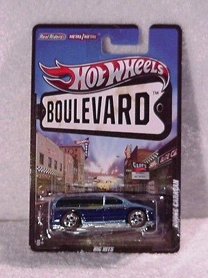 HOT WHEELS   BOULEVARD SERIES CARS   DODGE CARAVAN   BIG HITS   W4604