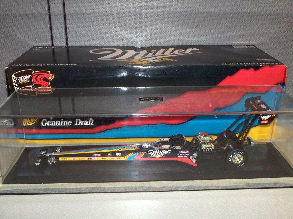 LARRY DIXON JR MILLER GENUINE DRAFT 1/24 TOP FUEL DRAGSTER ACTION