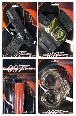 James Bond 007 Tomorrow Never Dies Glock Cap Pistol, Holster, Caps