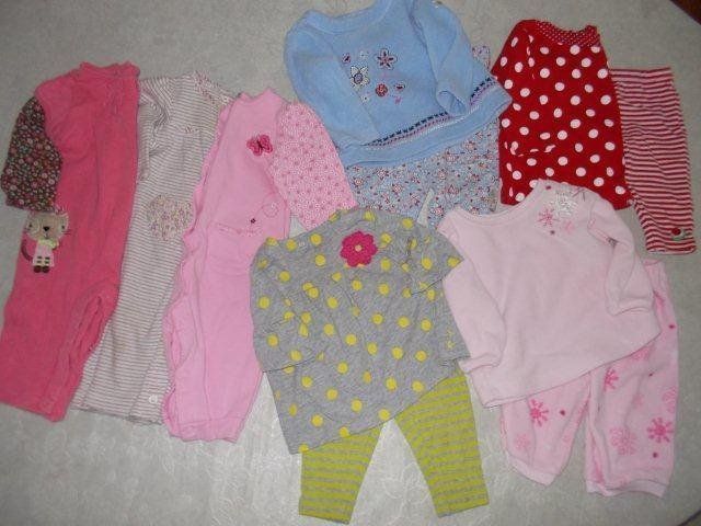 carters baby girl clothes in Baby
