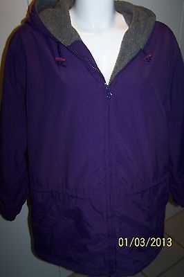 Womens Eddie Bauer L full zip 100% nylon Polartec Winter,Spring, Fall