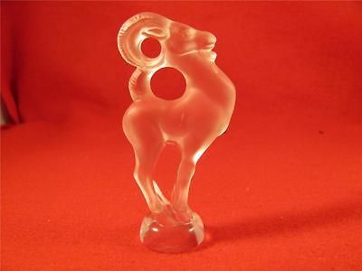 LALIQUE CLEAR AND FROSTED CRYSTAL BASTIA RAM CACHE / SEAL SIGNED