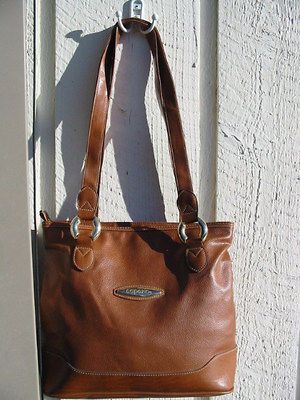 Pre Owned BEAUTIFUL Original Capezio  Large Size Ergo Hobo/Shoulder