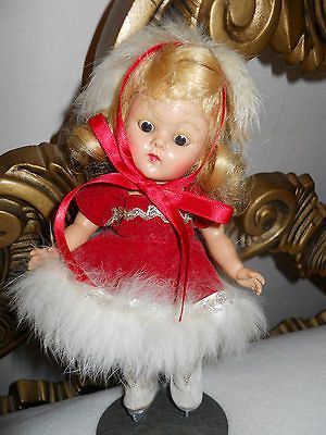 Vintage Vogue1953 #50 Blonde Flip Ice Skater Red Velveteen Strung