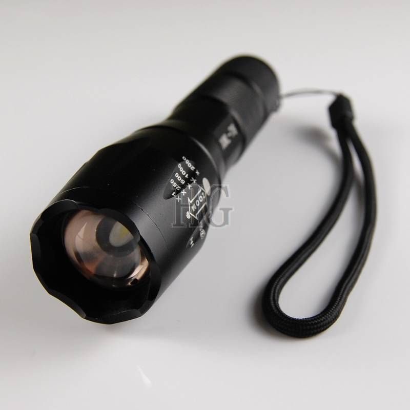 CREE XM L T6 TORCH 1800 LM FLASHLIGHT LAMP 18650 4x Batteries and