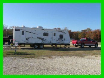 2013 Coleman® CTS 262 BH 31ft Travel Trailer Slide Out