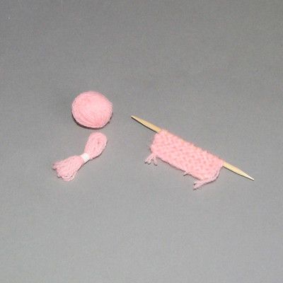 Miniature dollhouse PINK Knitting SET yarn ball needle craft sewing