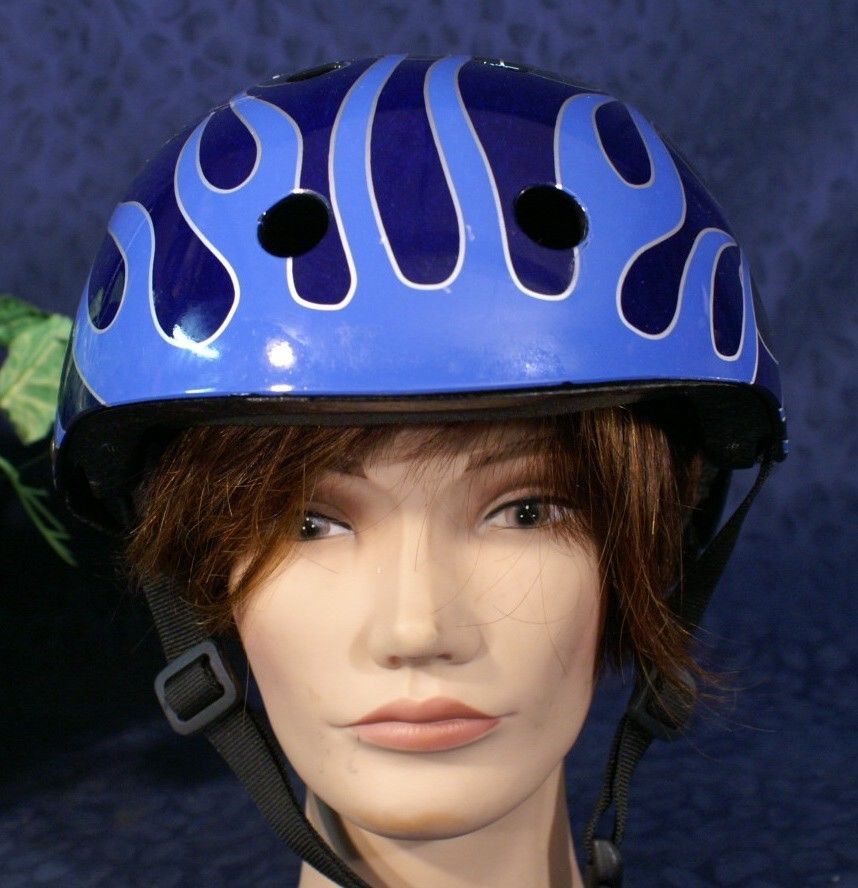 Nice Black with Blue Tribal Flames HARLEY DAVIDSON Bicycle Helmet Sz M