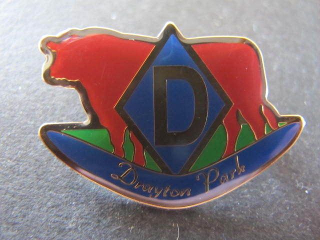 Drayton Park Red Angus Bull Cattle Badge