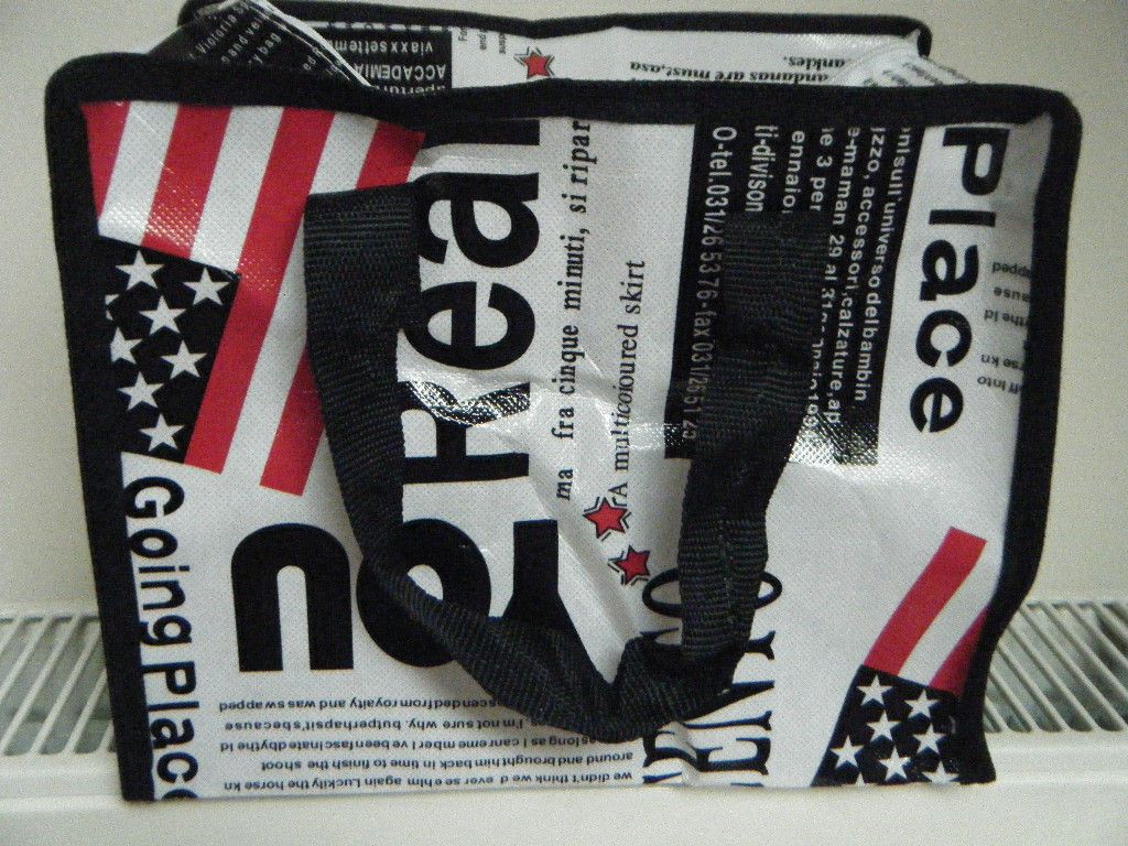 UNIQUE ECO FRIENDLY U.S.A NEWSPAPER PRINT LUNCH SHOPPING TRAVEL FOLD