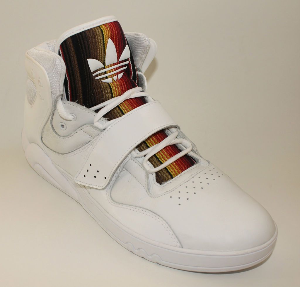 Adidas Originals Roundhouse Mid White Size 13