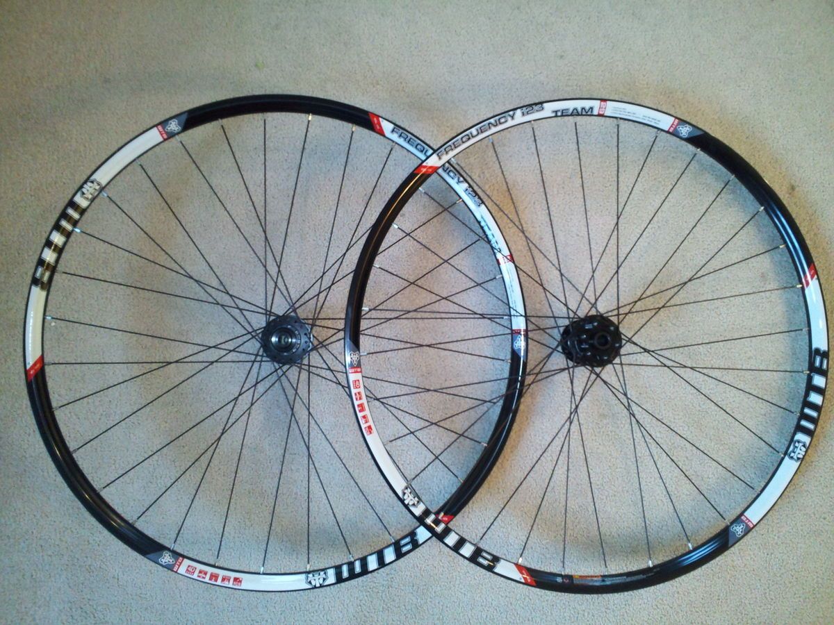 29er wheelset DT Swiss Hubs. WTB Frequency i23 AM rims. 15mm / 12x142