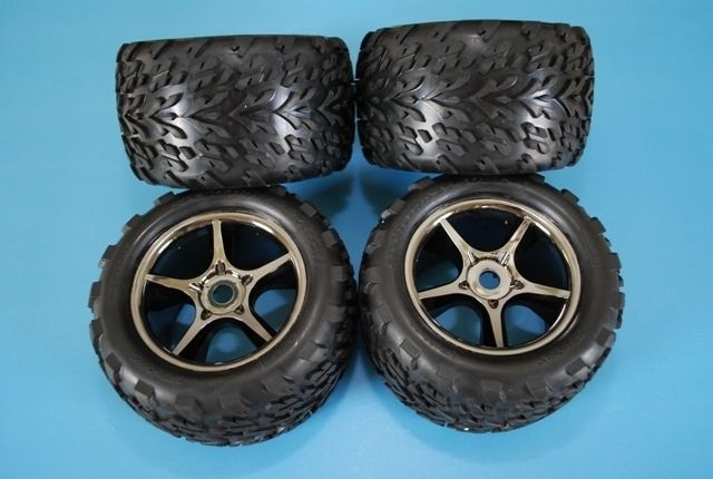 New Traxxas E Revo Brushless 1 10 Wheels Tires Set 4 17mm 5608 T Maxx