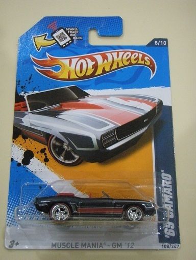 New 2012 Hot Wheels Super T Hunt 69 Camaro